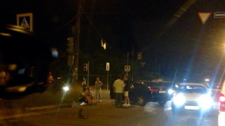 В Воронеже Hyundai с десантниками столкнулся с «ЗИЛом»: пострадали 2 человека