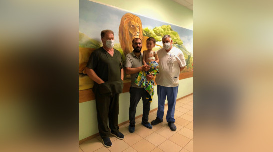 Воронежские врачи спасли 4-летнего мальчика с тяжелой формой пневмонии