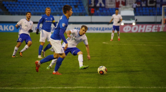 «Факел» разделил очки с петербургским «Динамо» в Воронеже 