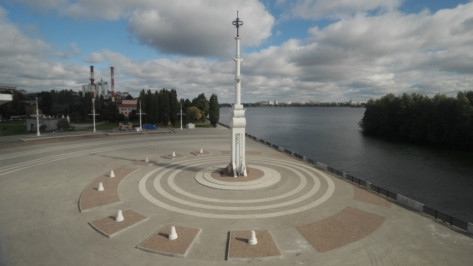 В Воронеже движение у Адмиралтейской площади перекроют в день авиашоу