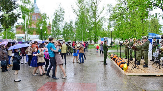 В Грибановке прошла ретро-вечеринка