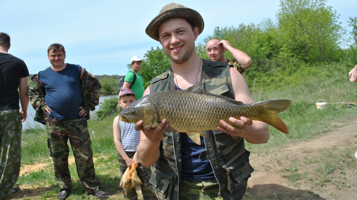 Погода село рыбное. Село Кондрашовка Семилукского района Воронежской области. Семилукский район Кондрашовка пруд. Село контрашевка Воронежская область. Пруд в Кондрашовке рыбалка , Воронежской области.