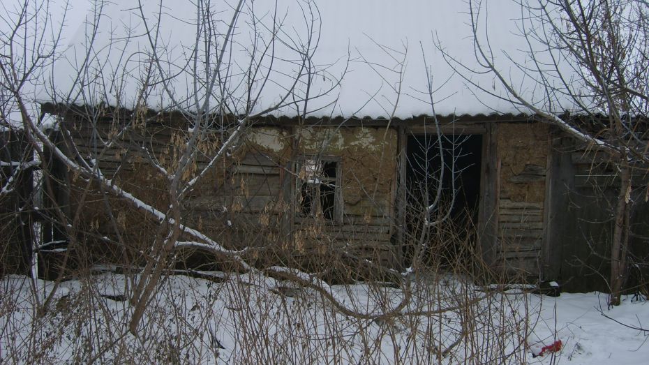 В заброшенных домах поселков Таловского района были тайники с наркотиками