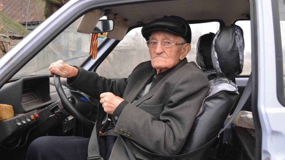 Отметивший 90-летие петропавловец: «На автомобиле езжу аккуратно – и молодым советую»