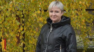 Село маленькое, все люди — родные: как многодетная мама Юлия Остросаблина 15 лет возглавляет село в Воронежской области