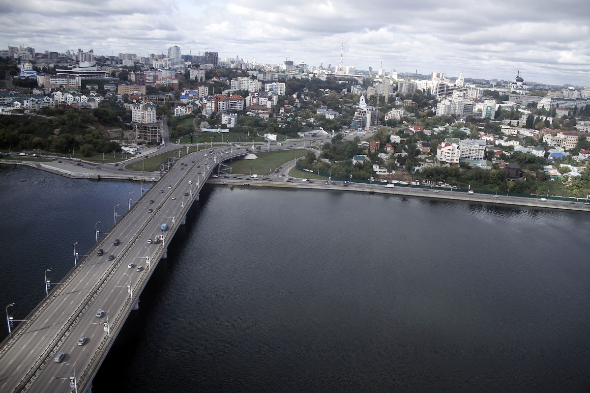 Мост 2010 год. Вогрэсовский мост Воронеж. Чернавский мост Воронеж. Воронежское водохранилище Чернавский мост. Воронежская дамба Чернавского моста.