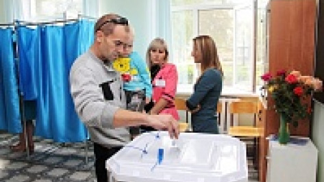 В Панинском районе на выборах губернатора проголосовали 89% избирателей