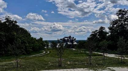 В воронежском микрорайоне Шилово за 10,5 млн рублей отремонтируют братскую могилу