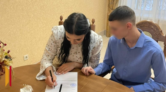 Под Воронежем участник СВО и его отец женились в один день