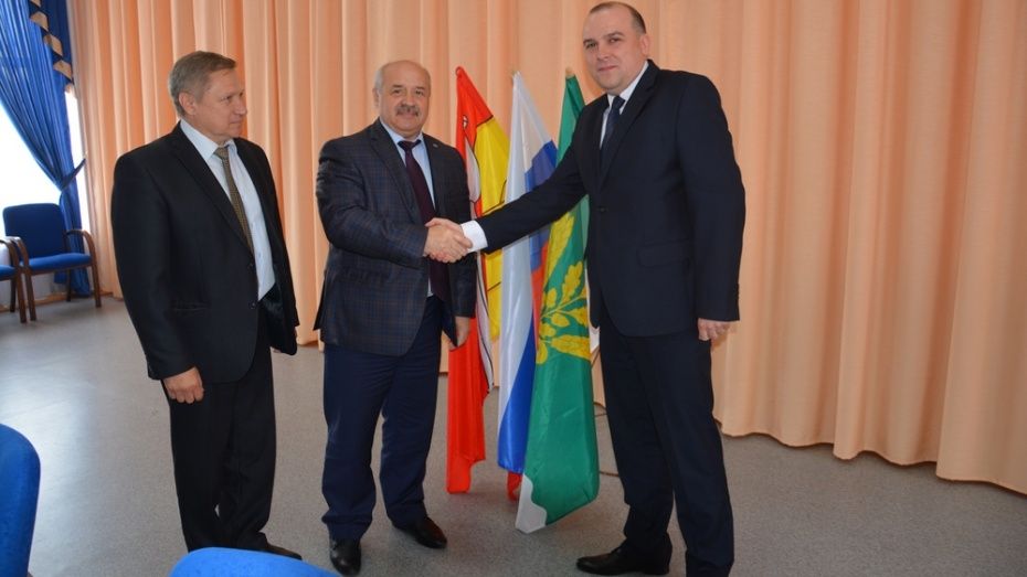 Губернатор Воронежской области похвалил нового главу Поворинского района