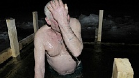 Священники Воронежской митрополии опровергли самые распространенные мифы о Крещении