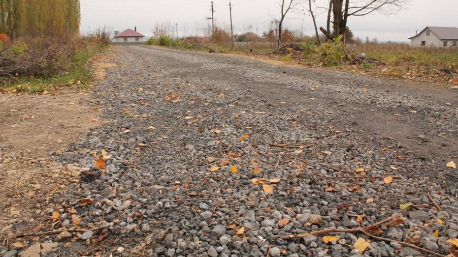 В хохольском селе Семидесятное на ремонт дорог потратят около 9 млн рублей