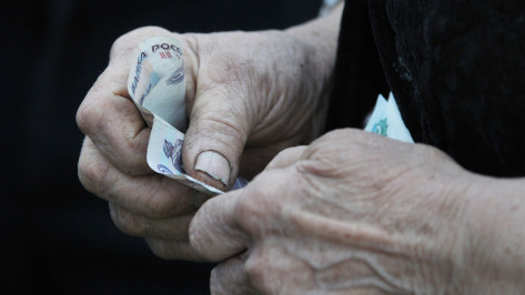 В Воронежской области грабитель сжалился над пенсионеркой и вернул ей 1 тыс рублей