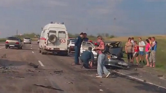 В Воронежской области в ДТП погибли отец и дочь (ВИДЕО)