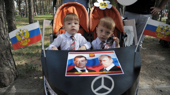 Воронежский парад колясок возглавил президентский кортеж