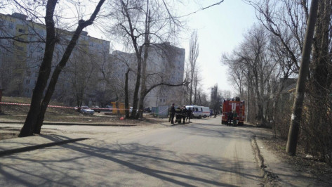 Воронежские спецслужбы проверят жилой дом на Димитрова из-за подозрительного предмета
