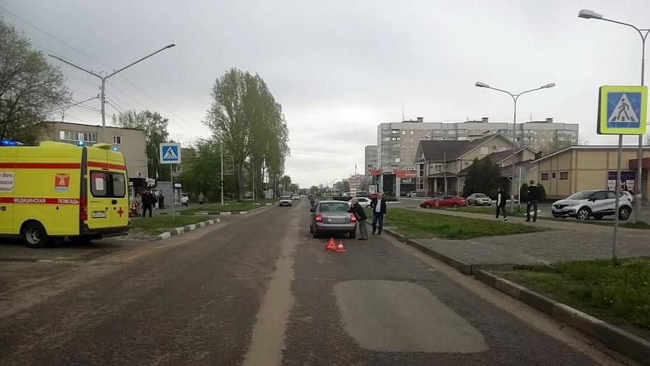 В Павловске Воронежской области 76-летний водитель сбил на пешеходном переходе школьницу