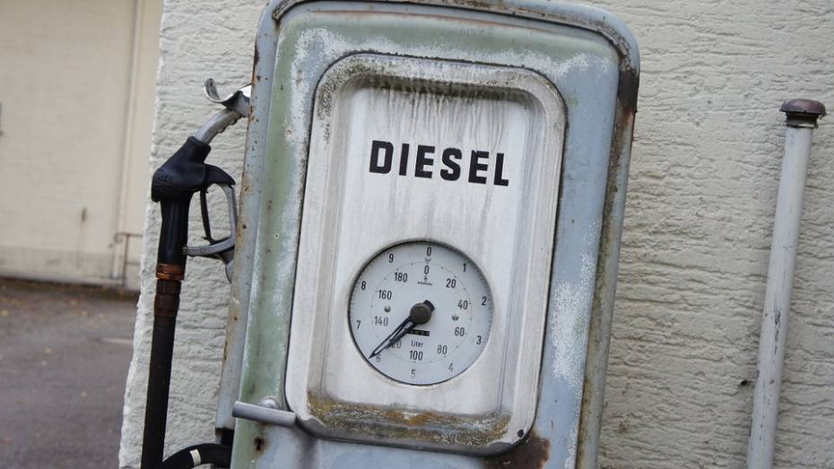 В Лисках водитель сельхозпредприятия похитил более 9,5 т дизельного топлива 