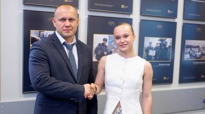 «Вся Воронежская область встает за тебя стеной»: министр спорта региона Павел Чибисов поддержал Ангелину Мельникову