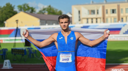 Воронежский легкоатлет Алексей Данилов побил еще один рекорд России в составе команды