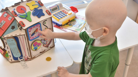 Воронежцам предложили помочь детям с онкологией вместо покупки букета на 1 сентября