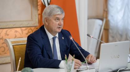 Воронежский губернатор направил районам дополнительные 50 млн рублей на закупку коммунальной техники