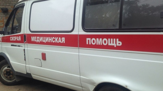 В Воронежской области иномарка врезалась в дом: погиб водитель 
