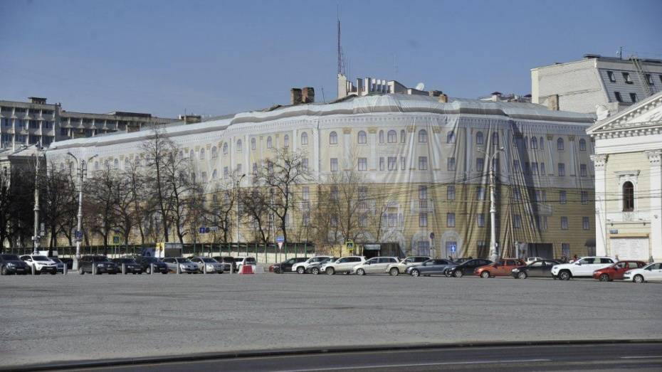 Аварийный дом на площади Ленина в Воронеже выкупила московская компания