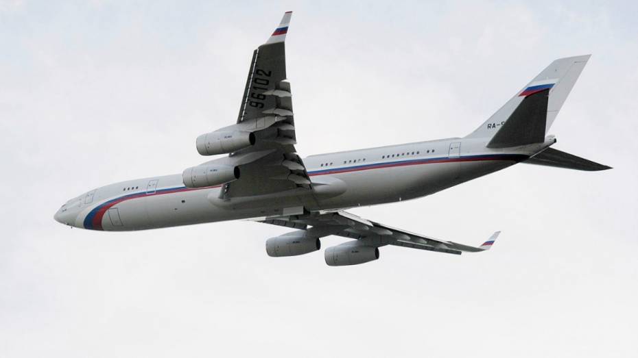 Госдума приняла законы о внесении нарушающих порядок авиапассажиров в «черный список»
