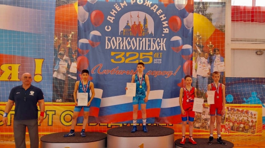 Борисоглебец выиграл «золото» на областной спартакиаде по греко-римской борьбе