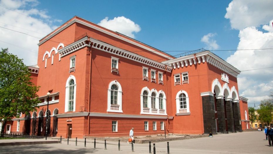 Воронежскую академию искусств выселят из Дома офицеров