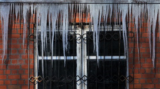 Директор воронежской управляющей компании ответит за наледь на крышах домов