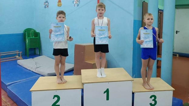 Бобровские гимнасты привезли 4 «золота» с первенства в Волгодонске