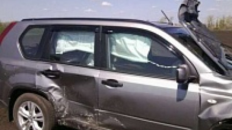 В Воронежской области Ford врезался в Subaru: два человека погибли, один ранен