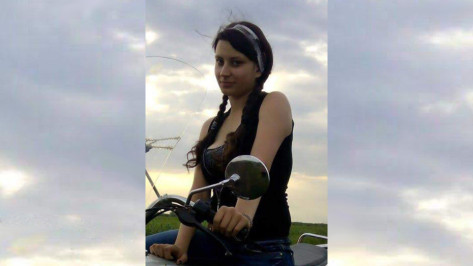Поворинские полицейские попросили помочь в поисках пропавшей 18-летней девушки