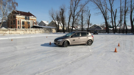 Воронежские автоледи устроят ледовый дрифт 