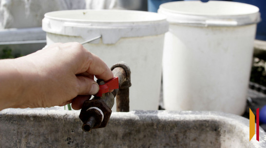 В Семилуках под Воронежем устраняют аварию, оставившую город без воды