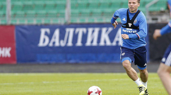 Воронежский футболист Роман Шишкин сыграл за сборную России против чилийцев