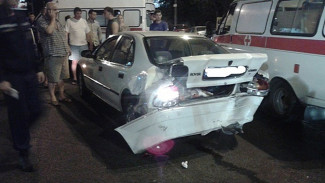 В Воронеже на 9 Января столкнулись три машины: мужчина в коме