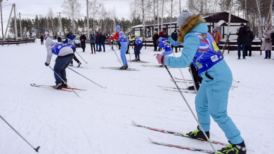 Лискинцев пригласили на лыжные соревнования «Папа, мама, я – спортивная семья»