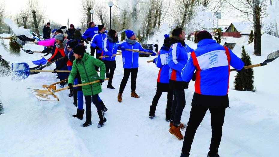 В Калачеевском районе впервые прошла патриотическая акция «Снежный десант»
