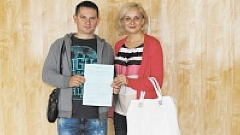 В Таловском районе шесть молодых семей получили свидетельства на приобретение жилья