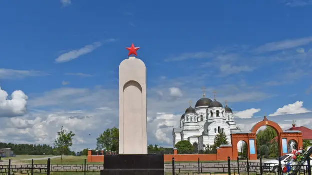 В лискинском селе Масловка реконструировали мемориал на братской могиле