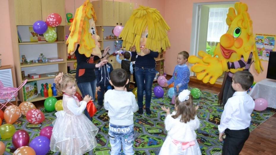 Грибановским малышам к Новому году подарили детский сад