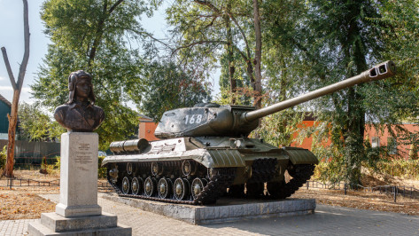 С любовью к истории. В Воронеже отреставрировали дошедший до Берлина танк ИС-2