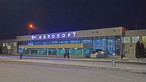 Воронежские автовокзал и аэропорт отменили часть рейсов из-за гололеда