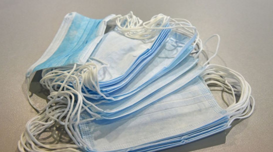 Очередь в поликлинике Воронежа растянулась до улицы