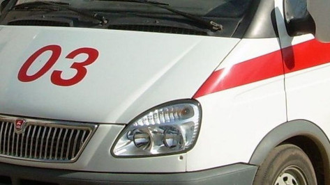 В Воронежской области автоледи на Renault врезалась в автобус