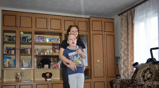 Жительница Борисоглебска попросила помощи в сборе средств для больного сына