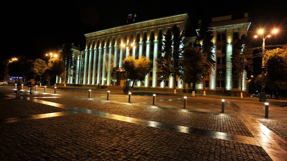 Власти направят до 8 млн рублей на подсветку 5 зданий в центре Воронежа